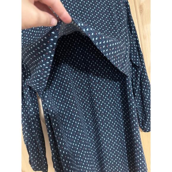 L.L. Bean Signature | Blue Geometric Pattern Button Down Tunic Blouse  | Size 12 - Picture 10 of 14